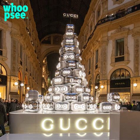 albero.natale gucci|albero di natale milano.